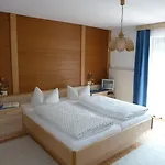Holzmann 3*