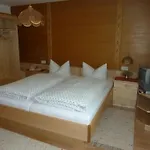 게스트하우스 Holzmann 3*