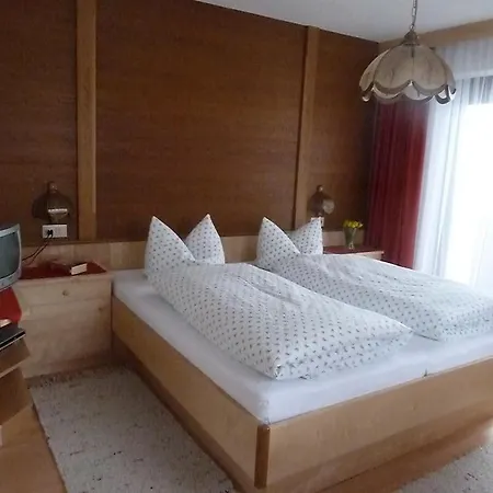 Holzmann Konukevi 3*