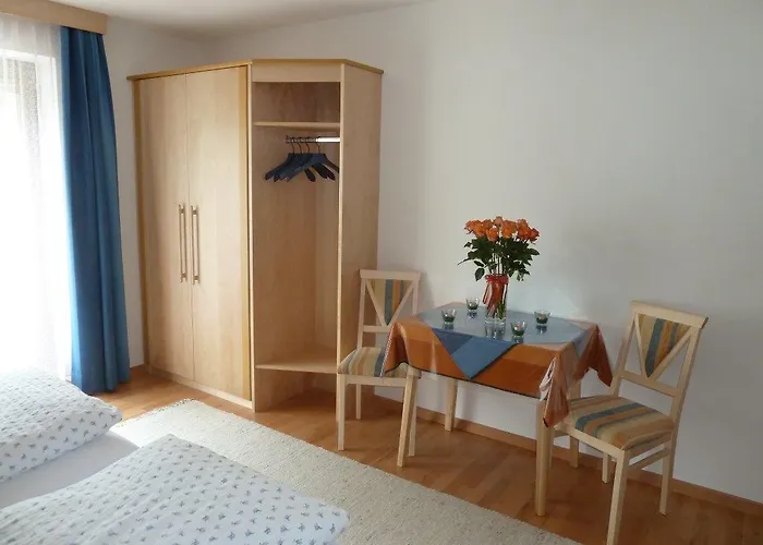 بيت ضيافة Holzmann لوتاش