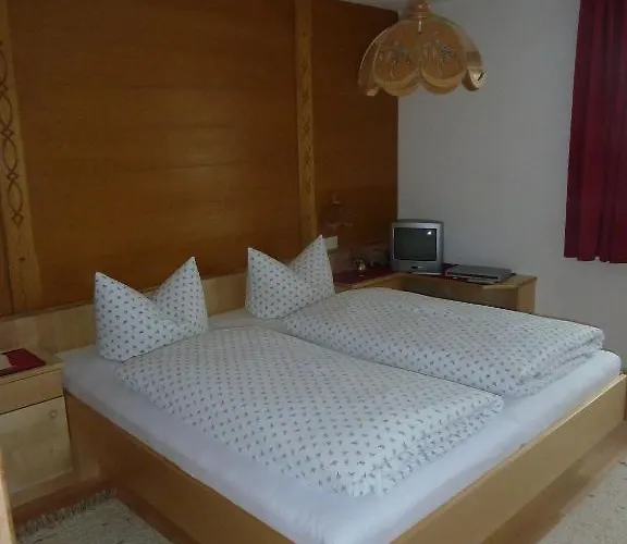 Πανσιόν Holzmann Leutasch