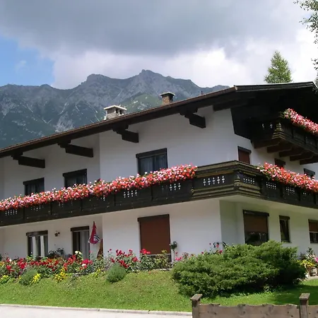Holzmann Guest house